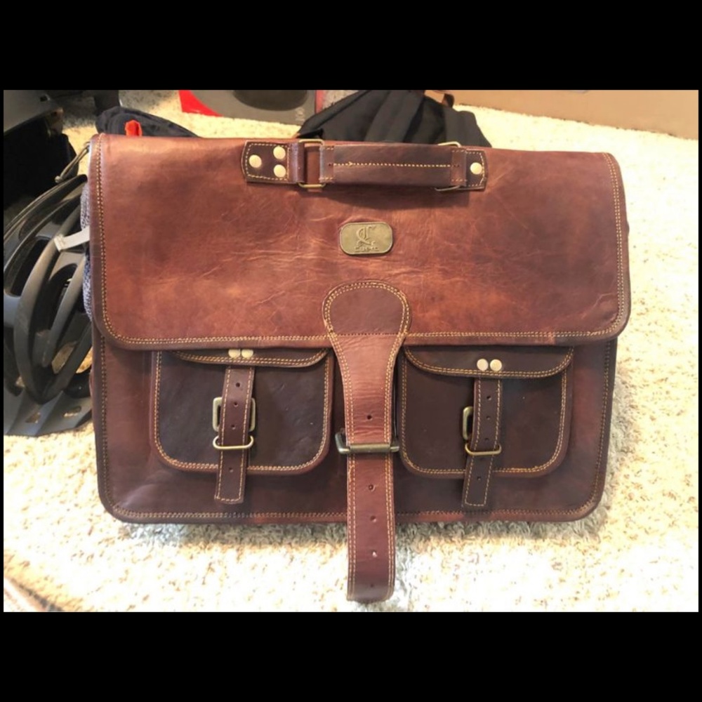 Cuero vintage leather briefcase
